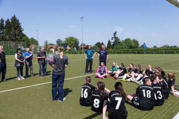 Bild 98 - B-Juniorinnen Pokalfinale SV Henstedt Ulzburg - SG Holstein Sued : 2:0
